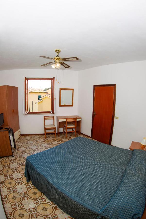 Hotel Anselmi Marciana Marina Kültér fotó